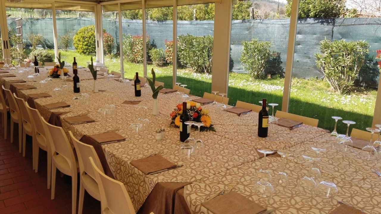 Sala allestita per cerimonie ed eventi